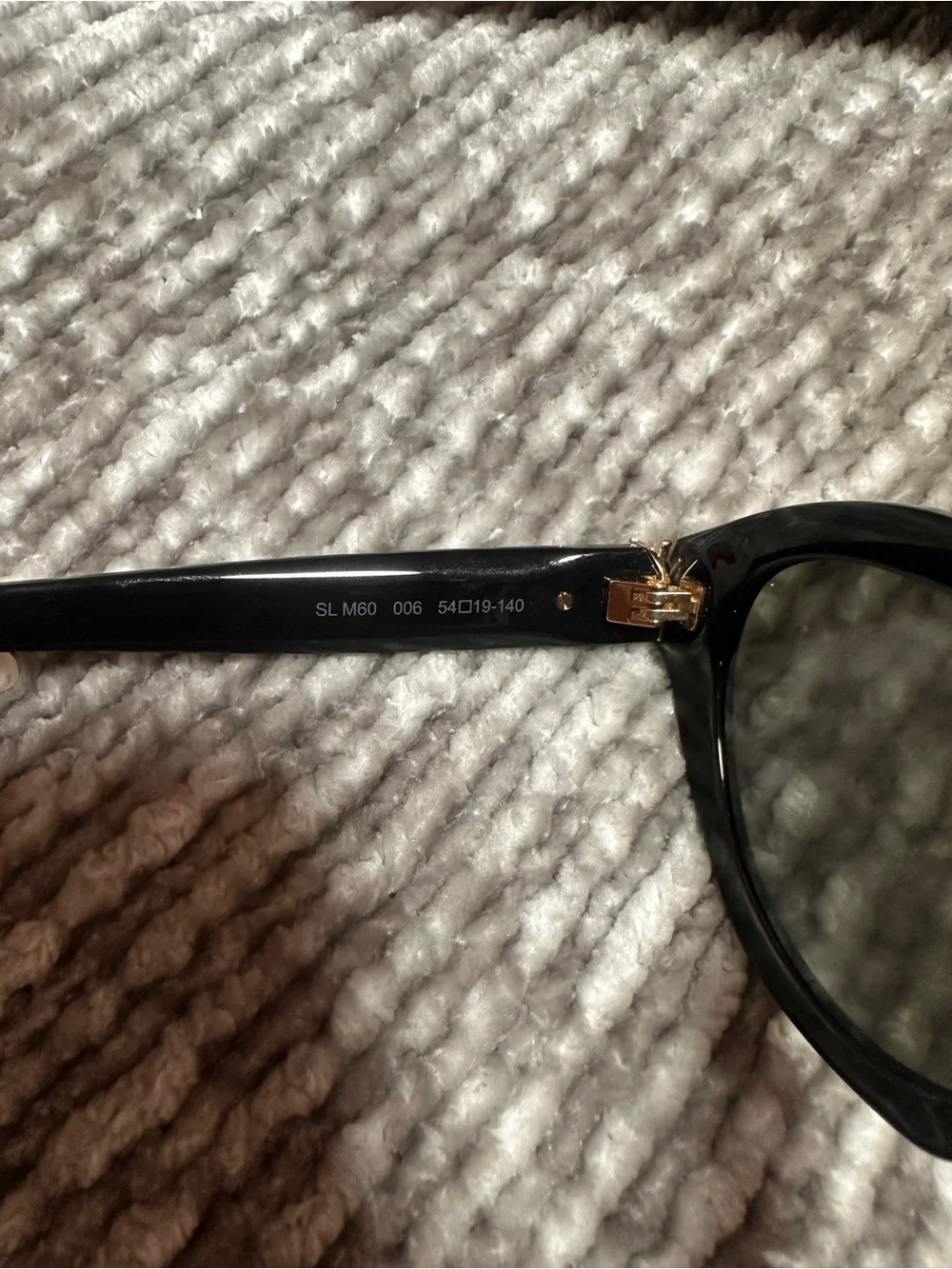 Yves Saint Laurent Black Cat-Eye 🕶️